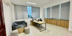 Nhà riêng: Cho thuê Tòa Nhà Ốp kính Ngang 8m đường Nam Kỳ Khởi Nghĩa, P8, Quận 3