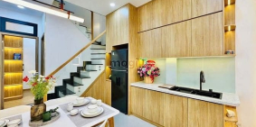 Nhà riêng: cho thuê nguyên căn phú nhuận 
3pn đầy đủ nội thất - 17 triệu