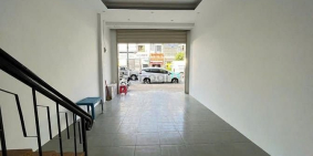 Nhà phố: Nhà cho thuê: MT Lạc Long Quân Q11, (4x14m 3L 5pn), 30Tr