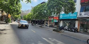 Nhà phố: Cho Thuê Nhà Mặt Phố Trương Công Giai - Dt 90m2 xây 7 tầng - Mt 7,5m