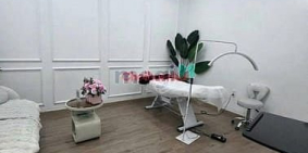 Nhà riêng: HÀNG HÓT - BIỆT THỰ Hẻm Xe Hơi Huỳnh Văn Bánh Phú Nhuận Giáp Q.3