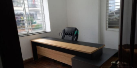 Nhà phố: Đang cần cho thuê nhà 1 trệt 4 lầu 55tr/th mặt tiền Tân Cảng, P.25