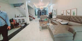 Nhà riêng: Biệt thự cao cấp 3E/2 Phổ Quang – sát sân bay –DTSD: 300m2, full