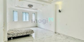 Nhà riêng: SIÊU PHẨM TRẮNG XINH LUNG LINH  - 54/6B Bạch Đằng, P2, Tân Bình