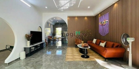 Nhà riêng: Cho thuê nhà hẻm 243/3 Tô Hiến Thành, Q10