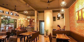 Nhà phố: Cho Thuê Nhà Nguyên Căn Trường Sa – Căn Góc 2 Mặt Tiền, Trống Suốt