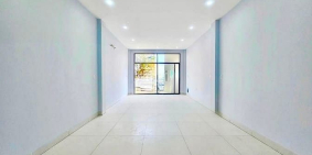 Nhà phố: Cho thuê Toà nhà 4 Tầng mới xây mặt có thang máy mặt tiền Trung Tâm