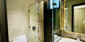 Căn hộ chung cư: Cho thuê nhanh căn 3PN, 3WC khu Diamond Centery view hồ bơi giá