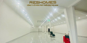 Nhà phố: Cho THUÊ mặt bằng 14 mét mặt tiền chính trung tâm Biên Hòa GIÁ TỐT