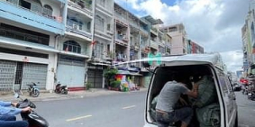 Nhà phố: Mặt tiền Phạm Đình Hổ P.2 Quận 6, 12 triệu