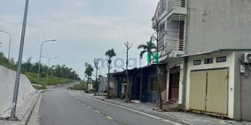 Nhà phố: Nhà nguyên căn 4 tầng 45m² cho thuê tại tổ 2 Phúc Lợi – vị trí đẹp, ti