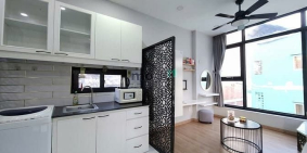 Căn hộ chung cư: Duplex 2 phòng ngủ cửa sổ lớn rộng hơn 30m2 gần cầu ông lãnh Qu