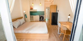 Căn hộ chung cư: CĂN HỘ TẠI Q1 FULL NỘI THẤT Studio Ban công, máy giặt riêng 