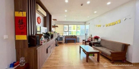 Căn hộ chung cư: Satra Eximland- Phan Đăng Lưu-P1- PN 3PN, 145m2, NTCB, 21tr/th