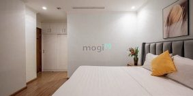 Căn hộ chung cư: Căn hộ cho thuê ngắn hạn và dài hạn - Vinhome Central Park, Bìn