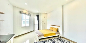 Nhà hàng - Khách sạn: Căn Hộ 40m2 Mới Xây Ban Công Thoáng Ngay Landmark 81