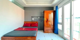 Nhà hàng - Khách sạn: Căn Hộ 1PN BANCON Máy Giặt Riêng ngay Đặng Văn Ngữ Quận Ph