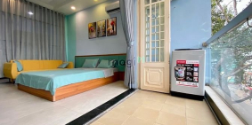 Nhà hàng - Khách sạn: Căn hộ 1pn ban công mặt tiền 3/2 q10