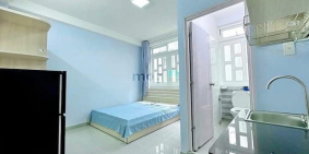 Nhà hàng - Khách sạn: Cho Thuê Căn Studio Cửa Sổ Trời Cực Thoáng Gần Toà Nhà Vie