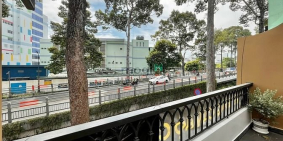 Nhà hàng - Khách sạn: Căn hộ 70m2 sân vườn mặt tiền 3/2 Q10