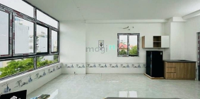 Nhà hàng - Khách sạn: Căn Hộ View Kính .... Ngay Trường Sa ... Giáp Quận 1 ️️