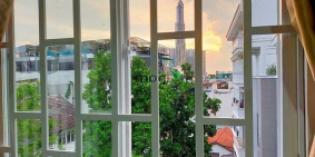 Nhà hàng - Khách sạn: Căn hộ mini 36m2 Lầu 4, thang máy,  gần Trần Não P. Ak Q.2