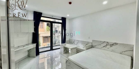 Nhà hàng - Khách sạn: Studio ban công 40m2 mới 100% thang máy hẽm ô tô Chu Văn A