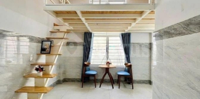 Nhà hàng - Khách sạn: Duplex cửa sổ thoáng gác cao gần KCX Tân Thuận giá rẻ Full