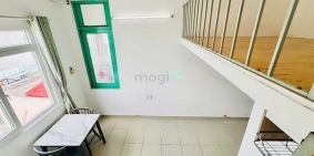 Nhà hàng - Khách sạn: Duplex cửa sổ thoáng gác cao full nt ngay Lotte Quận 7 gần