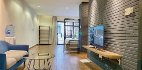 Nhà hàng - Khách sạn: Căn hộ Ban công lớn tách bếp rộng gần 60m2 gần Landmark81