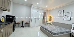 Nhà hàng - Khách sạn: Studio full nội thất cao cấp cửa sổ view công viên quận 10