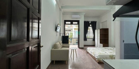 Nhà hàng - Khách sạn: CHCDV FULL NỘI THẤT sạch sẽ mát mẻ Ban công rộng Lầu 1 tiệ