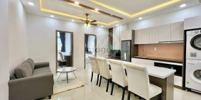 Nhà hàng - Khách sạn: CHDV 2 PNFull NT đẹp sang. Tiện Nghi cửa sổ to rộng. Nt ca