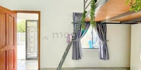 Nhà hàng - Khách sạn: Phòng gác mới xây đầy đủ nội thất sau lưng KT-LUẬT UEL