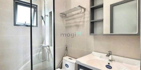 Nhà hàng - Khách sạn: Cho Thuê Studio Giá Rẻ , Ngay Đường C18 ,Khu K300 , Sát Sâ