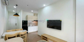 Nhà hàng - Khách sạn: Căn hộ 1PN full nội thất gỗ đẹp ban công lớn gần cầu Thị N