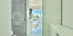 Nhà hàng - Khách sạn: Phòng Vintage Ban Công Thoáng Có Nội Thất,Tự Do Giờ Giấc–Đ