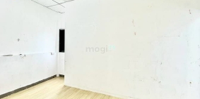 Nhà hàng - Khách sạn: Ban Công 2PN Đối Diện Bệnh Viện 175