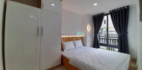 Nhà hàng - Khách sạn: Balcony 1PN nội thất siêu xịn Máy Giặt Riêng gần bờ kè Trư