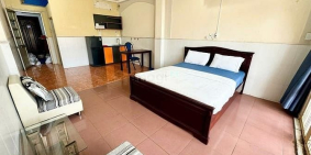 Nhà hàng - Khách sạn: khu Bình Phú I, P11-Q6, thang máy, bãi xe rộng rãi, bảo vệ