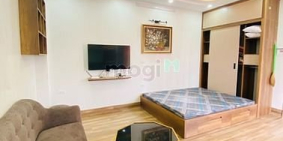 Nhà hàng - Khách sạn: CHDV Cao Cấp mặt phố Cự Lộc *FULL ĐỒ CAO CẤP-THANG MÁY-Ô T