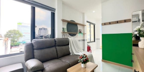 Nhà hàng - Khách sạn: Căn hộ 2PN rộng 100m2 dạng Penhoue đường Lý Thường Kiệt qu