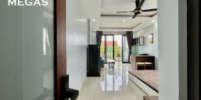 Nhà hàng - Khách sạn: căn hộ FULL NỘI THẤT - ngay ĐẦM SEN - Lạc Long QUÂN