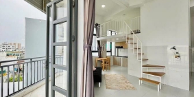 Nhà hàng - Khách sạn: Cho thuê CHDV Duplex ban công rộng - Full NT ngay ĐH Văn H