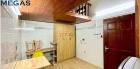 Nhà hàng - Khách sạn:  Căn Hộ Có Gác Full Nội Thất Gỗ Và Thang Máy – Hầm Xe Nga