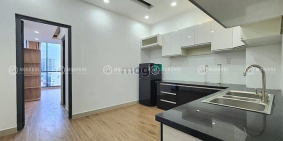 Nhà hàng - Khách sạn: Trống Sẵn STUDIO Ban công - 1PN CỬA SỔ VIEW KÍNH Ở “ LUỸ 