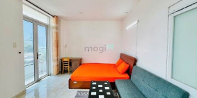 Nhà hàng - Khách sạn: Căn hộ 2pn 40m2, nội thất đầy đủ, bancol thoáng Phan Huy Í