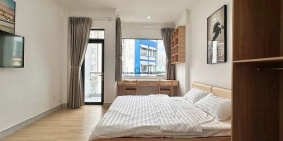 Nhà hàng - Khách sạn: Cho Thuê Căn Hộ Giáp Quận 1- Ban Công - Thang Máy - Full N