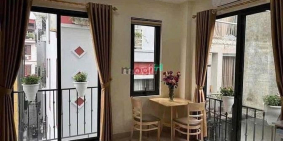 Nhà hàng - Khách sạn: Cho thuê căn hộ có gác ngay Nguyễn Gia Trí, Bình Thạnh