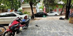 Bán nhà riêng: Nhà mơi- 5 tầng thang máy- ô tô tránh vào nhà- vỉa hè- kinh doanh